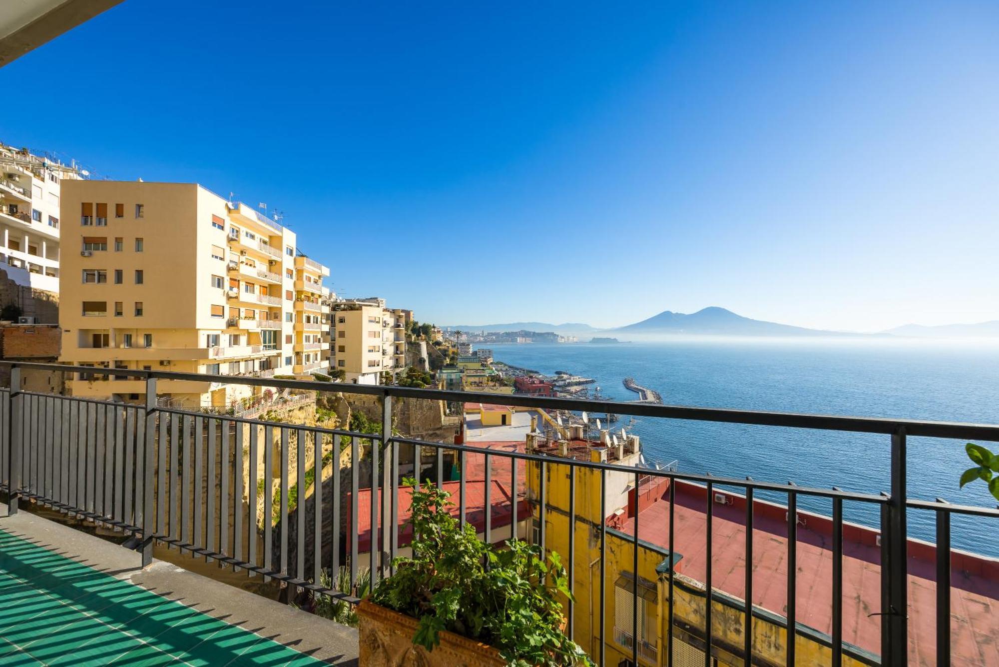 Cahouse Accogliete Appartamento Sul Golfo Napoli Esterno foto